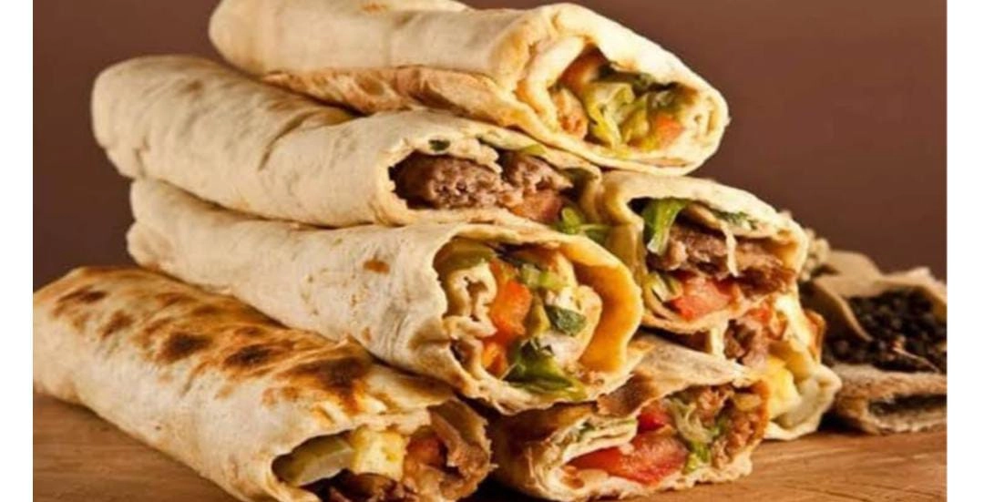 أفضل المطاعم العربية في أفيون ، يتيح كل من المأكولات الشرقية والغربية 