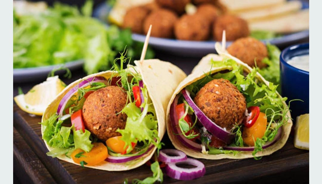 مطعم مطعم البركة من أهم المطاعم العربية في قيصري، يحوي عدة مأكولات العربية .