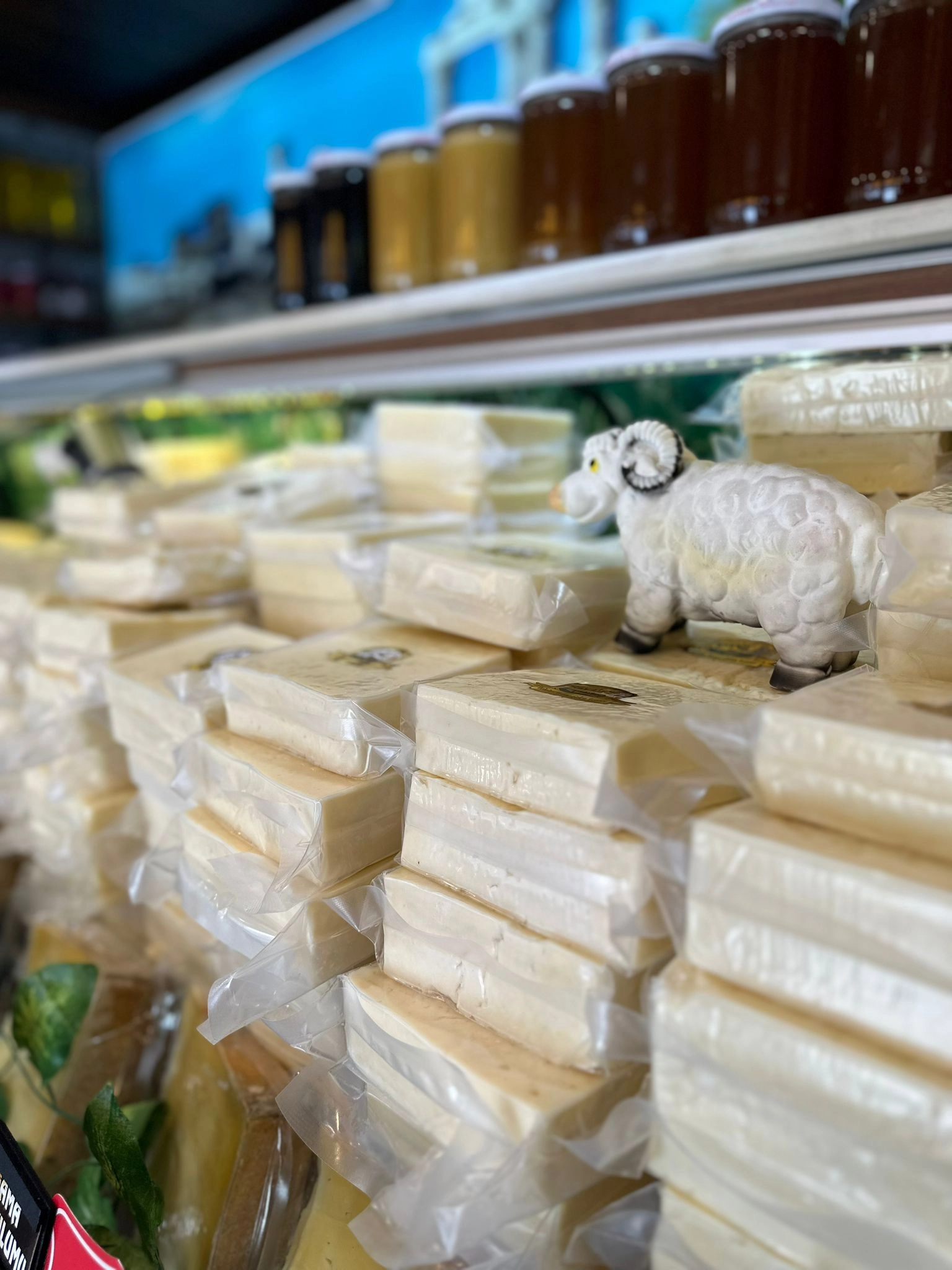 BERGAMA TULUM PEYNİRİ 