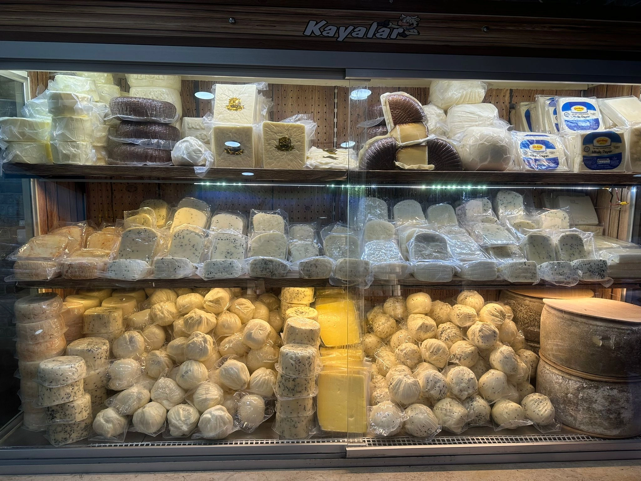 BERGAMA KÖY ÜRÜNLERİ SATIŞI