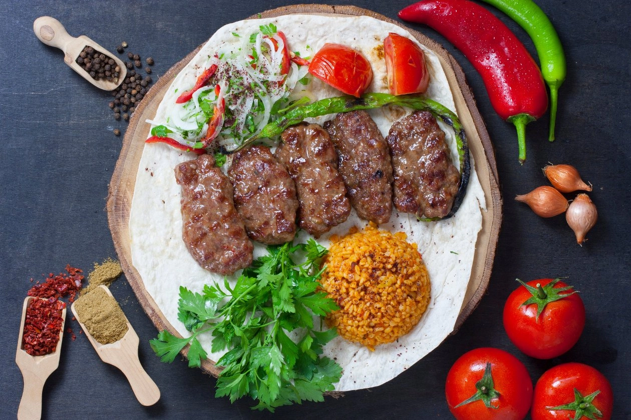 Hendek Köfte Dürüm Siparişi